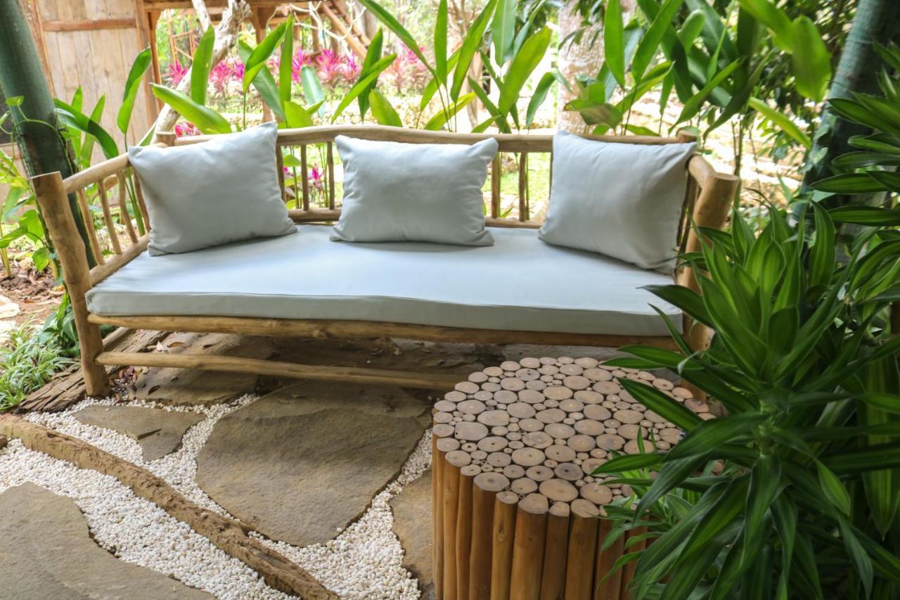 Roots Tree House Villa Uluwatu  Exterior photo