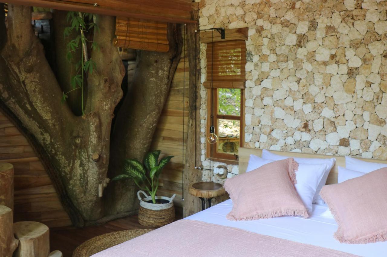 Roots Tree House Villa Uluwatu  Exterior photo