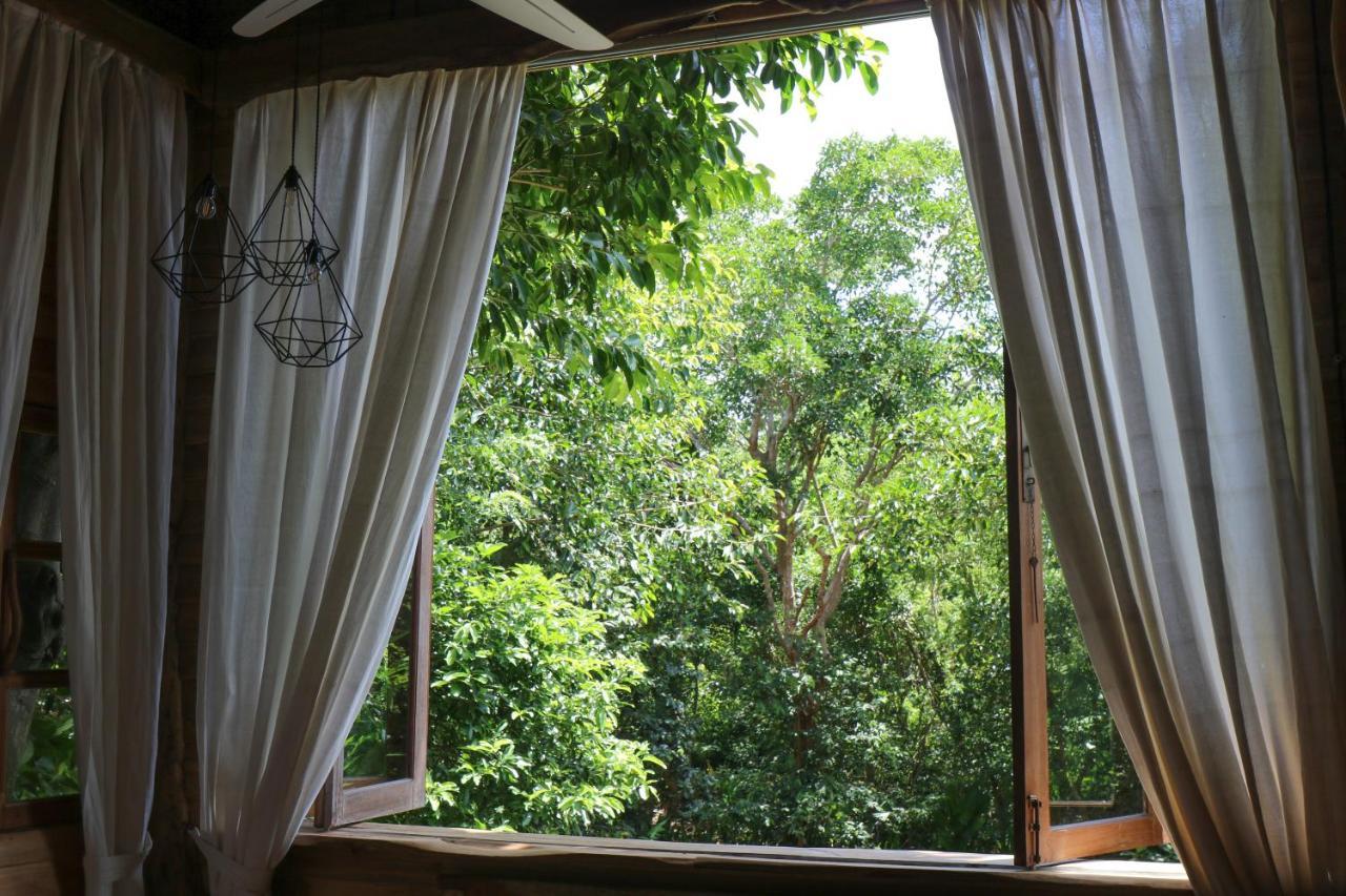 Roots Tree House Villa Uluwatu  Exterior photo