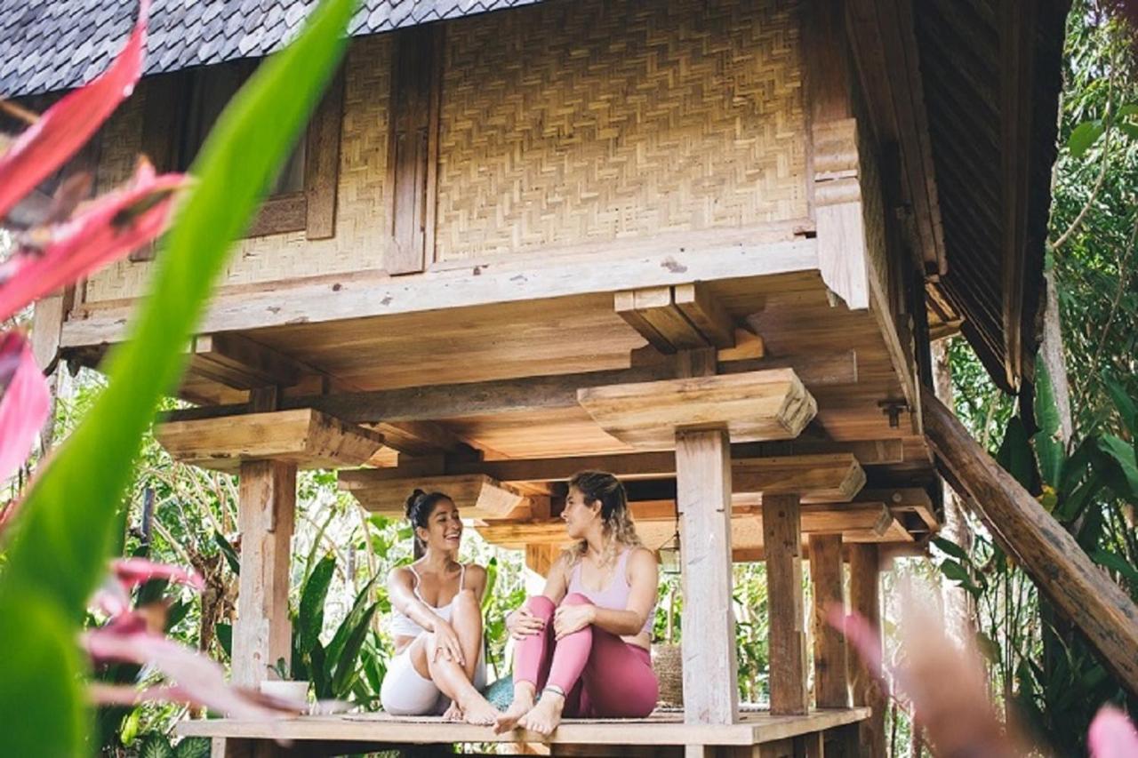 Roots Tree House Villa Uluwatu  Exterior photo