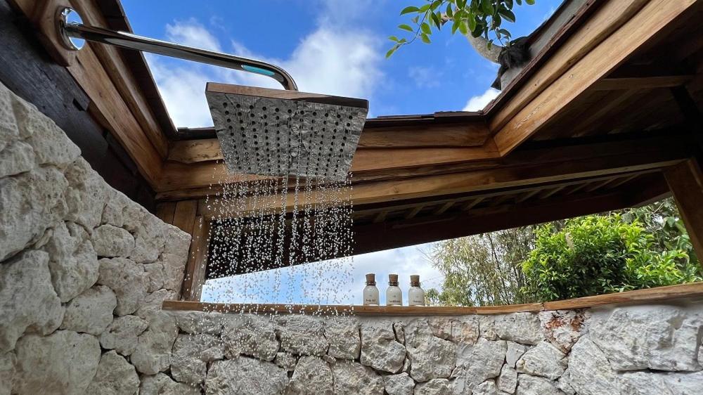 Roots Tree House Villa Uluwatu  Exterior photo