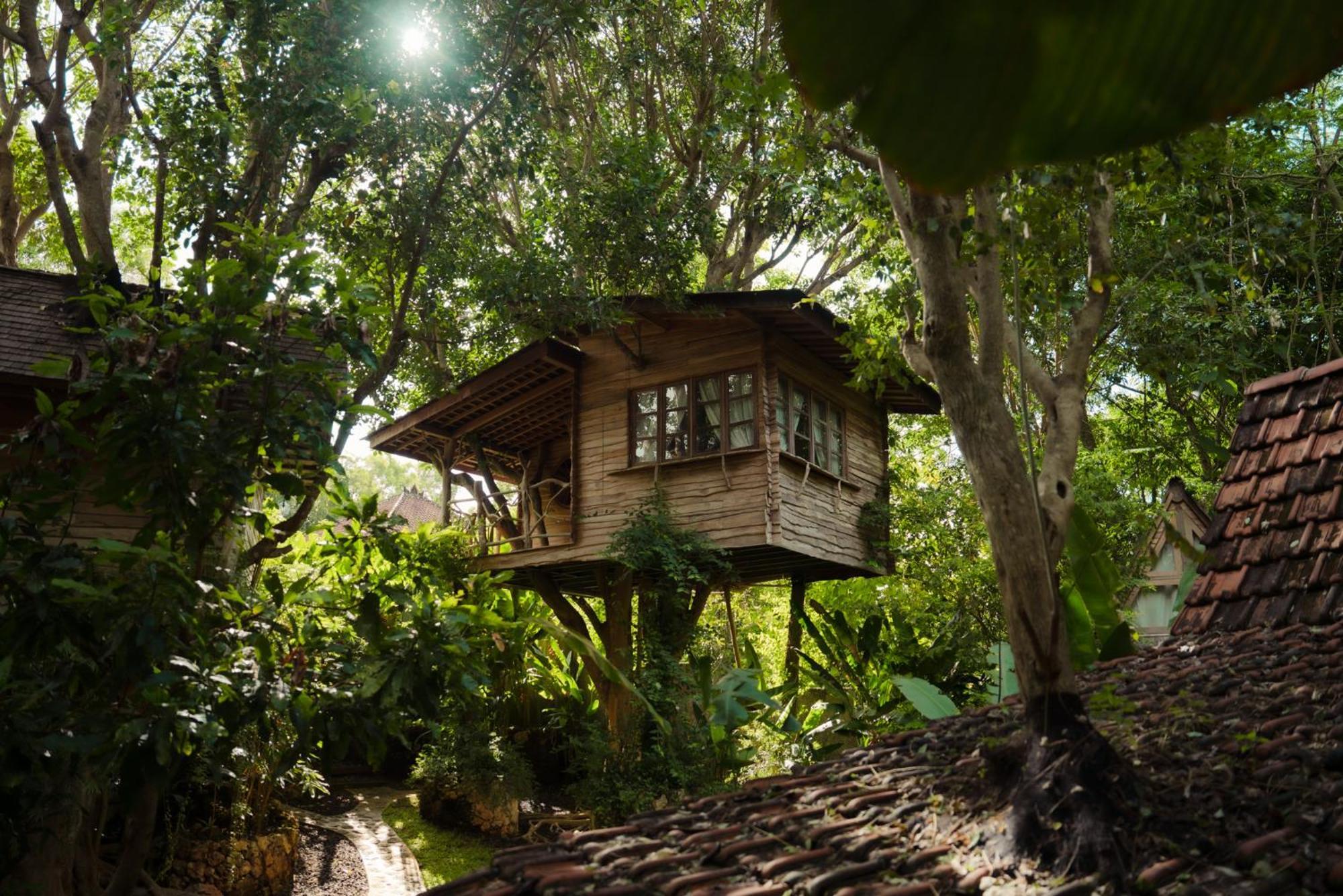 Roots Tree House Villa Uluwatu  Exterior photo
