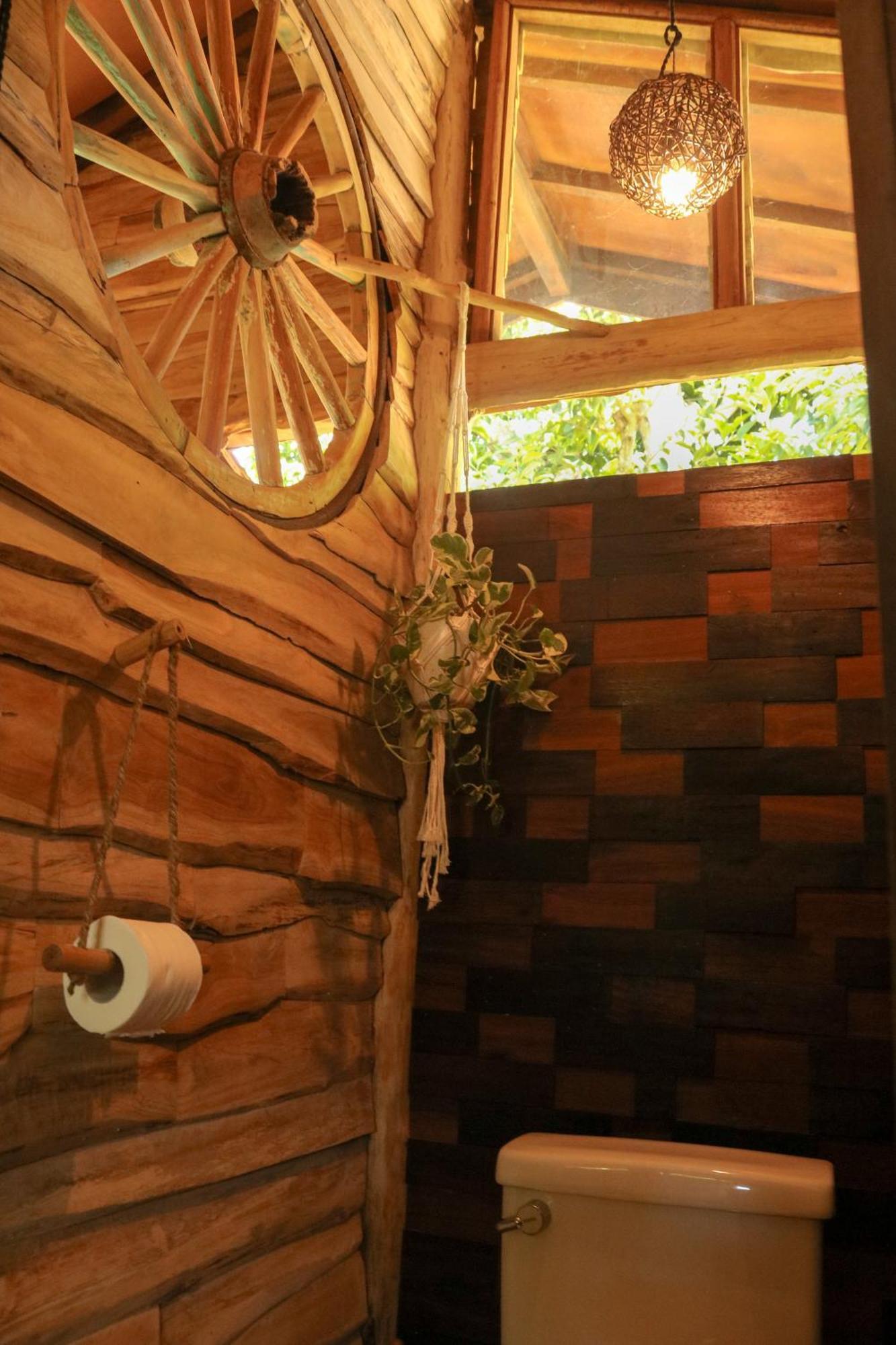 Roots Tree House Villa Uluwatu  Room photo